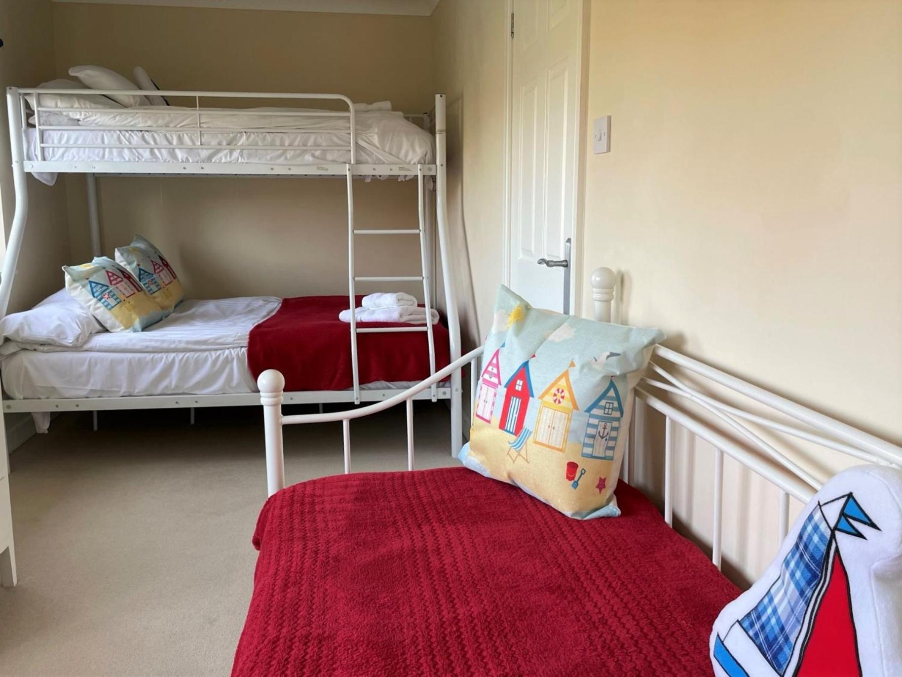 Saltkettle In Blakeney, Sleeping 12 In 5 Bedrooms Blakeney  Zewnętrze zdjęcie